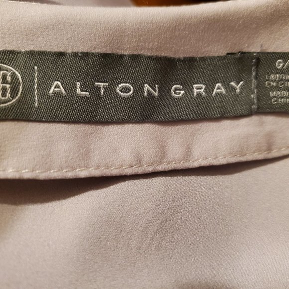 DRESSY GREY BLOUSE (LARGE) - Picture 3 of 3